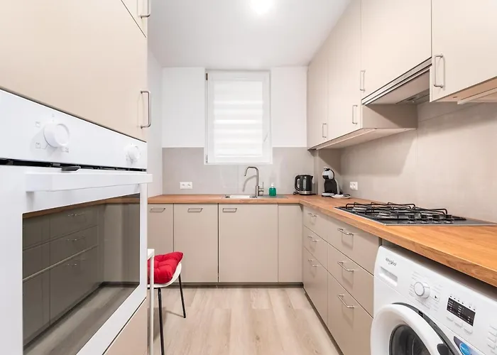 Klaudyny 6 By Homeprime Apartament